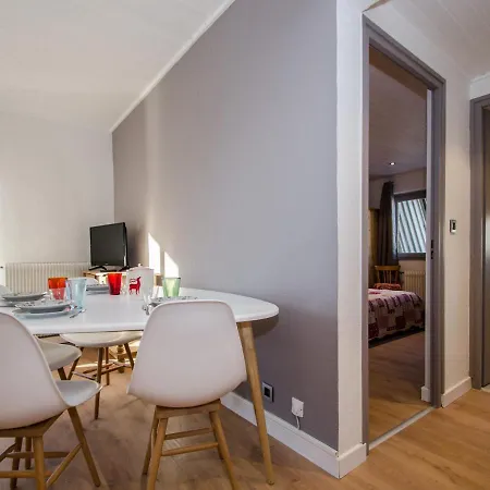 Appartement Spacieux T3 Lumineux à Chamonix, Balcon Vue Vallée, Parking, Proche Centre, Animaux Acceptés. - Fr-1-343-237 Chamonix